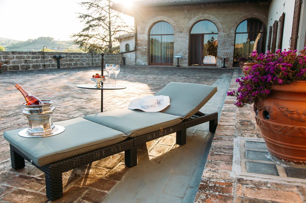Bed and Breakfast Castello Del Capitano Delle Artiglierie à Castrocaro Terme Chambre photo