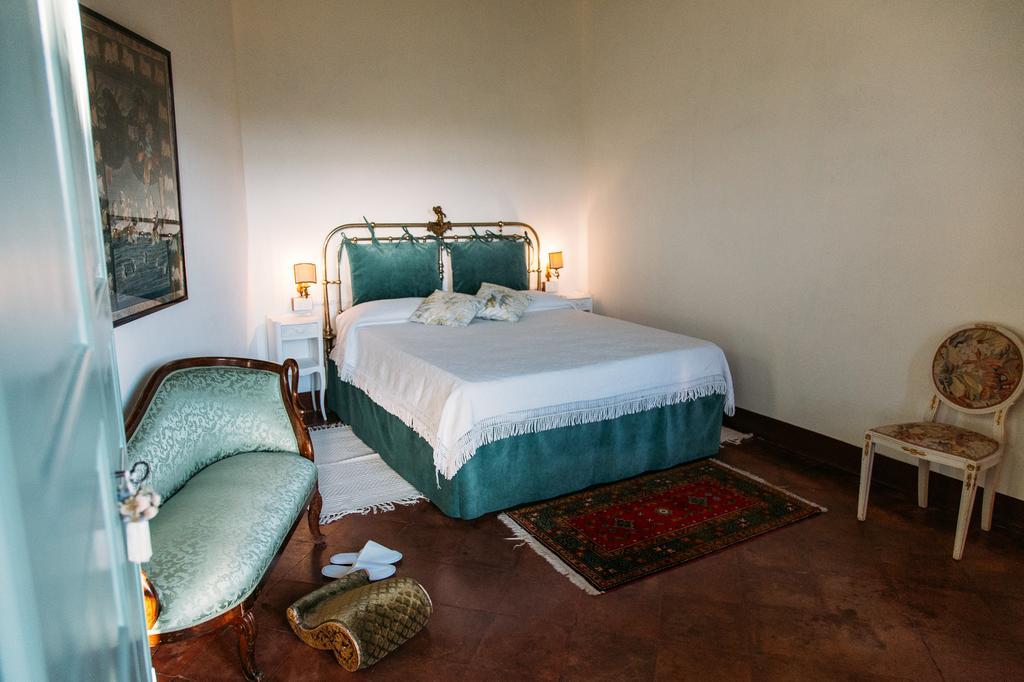 Bed and Breakfast Castello Del Capitano Delle Artiglierie à Castrocaro Terme Chambre photo